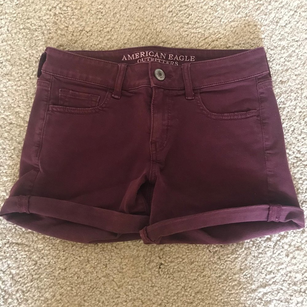 AEO Women's Red Midi Super Stretch Shorts